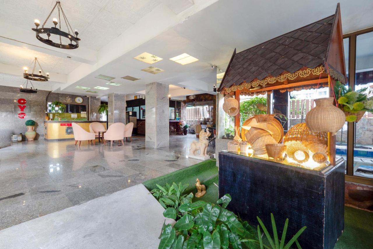 Oyo 75316 Capital Residence Pattaya Exterior photo