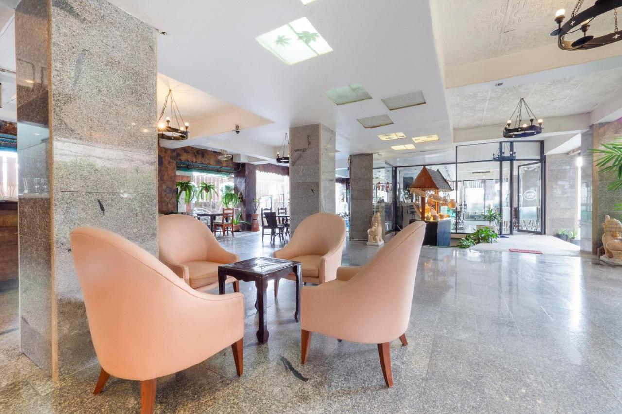 Oyo 75316 Capital Residence Pattaya Exterior photo