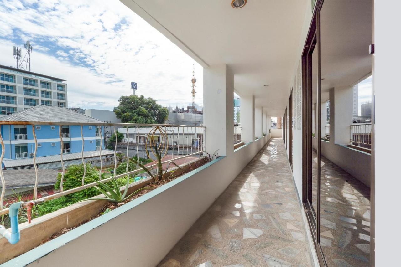 Oyo 75316 Capital Residence Pattaya Exterior photo